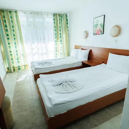 Arsenal Hotel