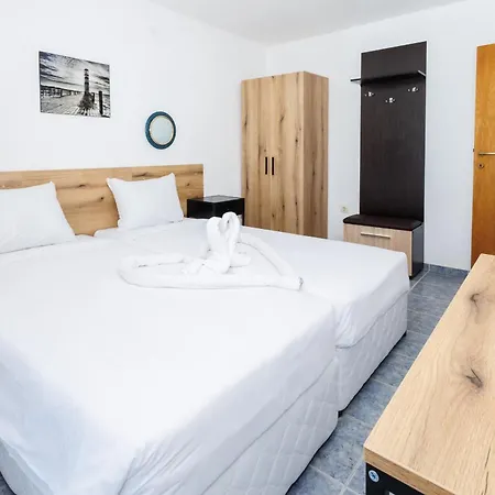 Arsenal Hotel Nessebar