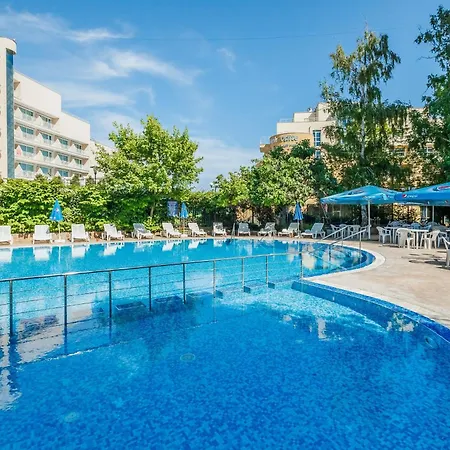 Arsenal Hotel 2*